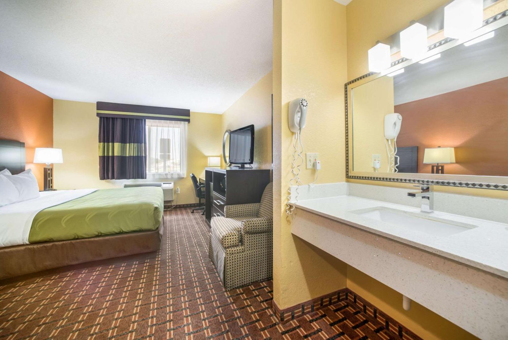 Quality Inn O'Fallon Il - St Louis Exterior photo